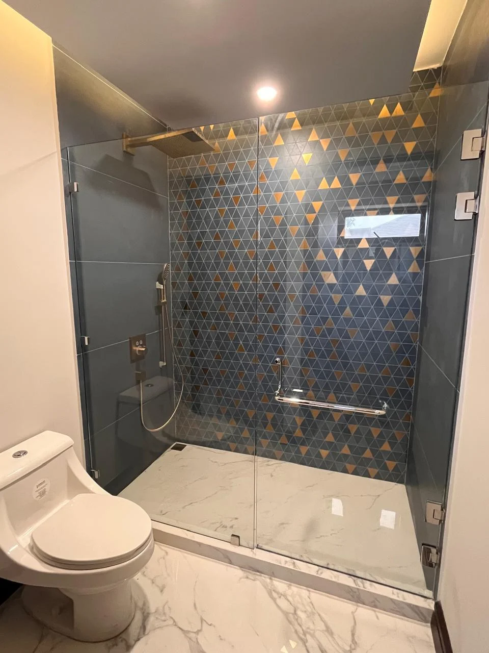 Proyecto Cocina y Baño Residencia Los Sueños - Residencial